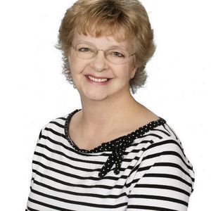 Meet your Posher, Linda